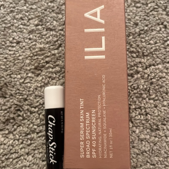 ILIA Super Serum Skin Tint Broad Spectrum SPF 40 - Picture 4 of 4